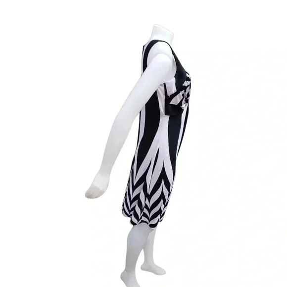 Frank Lyman Black White Geometric Sleeveless Midi Dress Size 8 - Picture 2 of 10